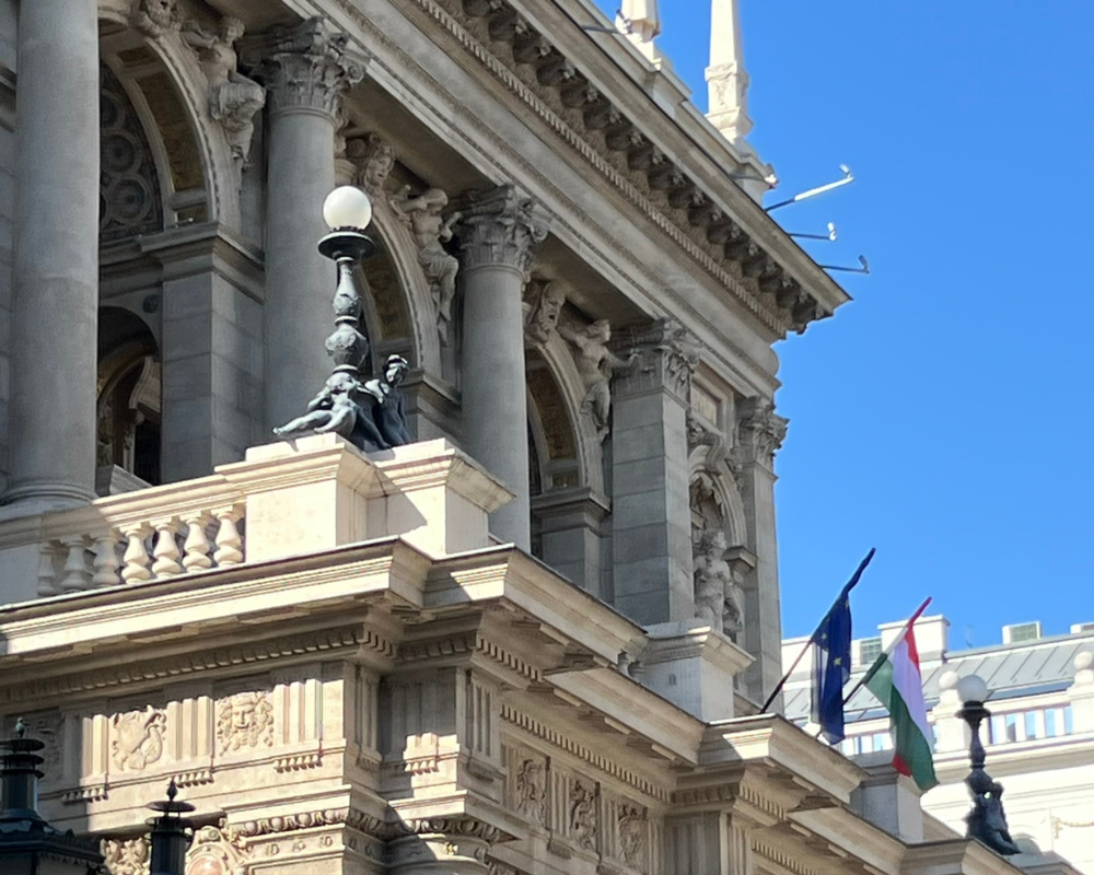 Wedding venues near the Opera in Budapest