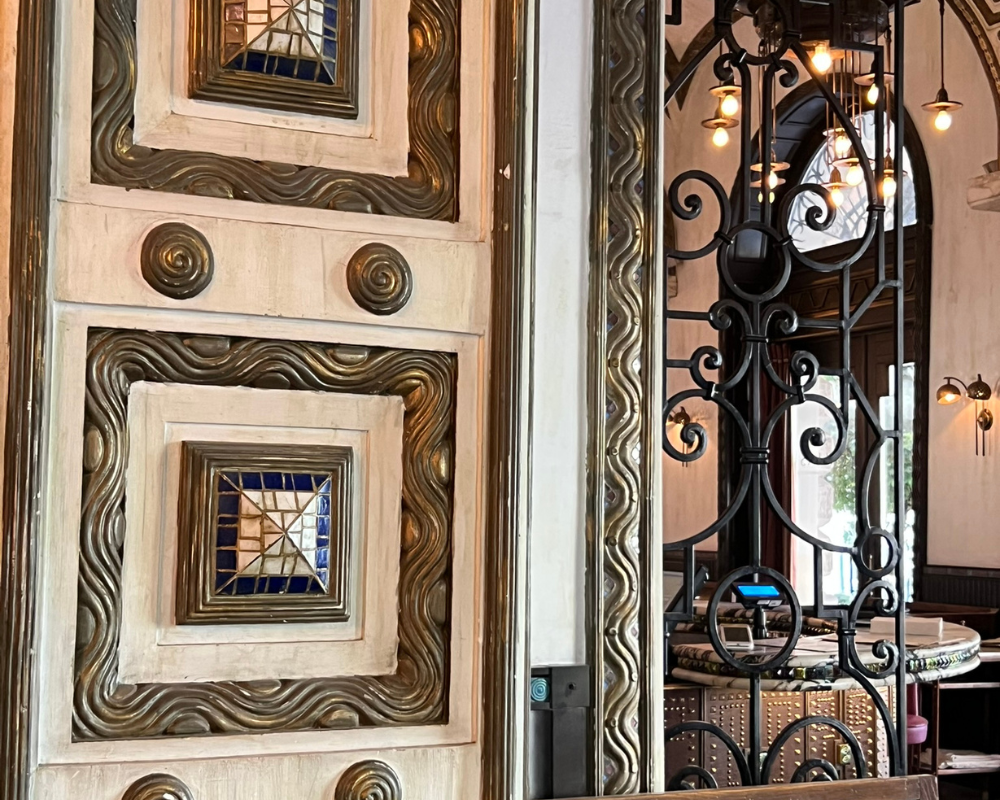 Art deco Budapest wedding venues