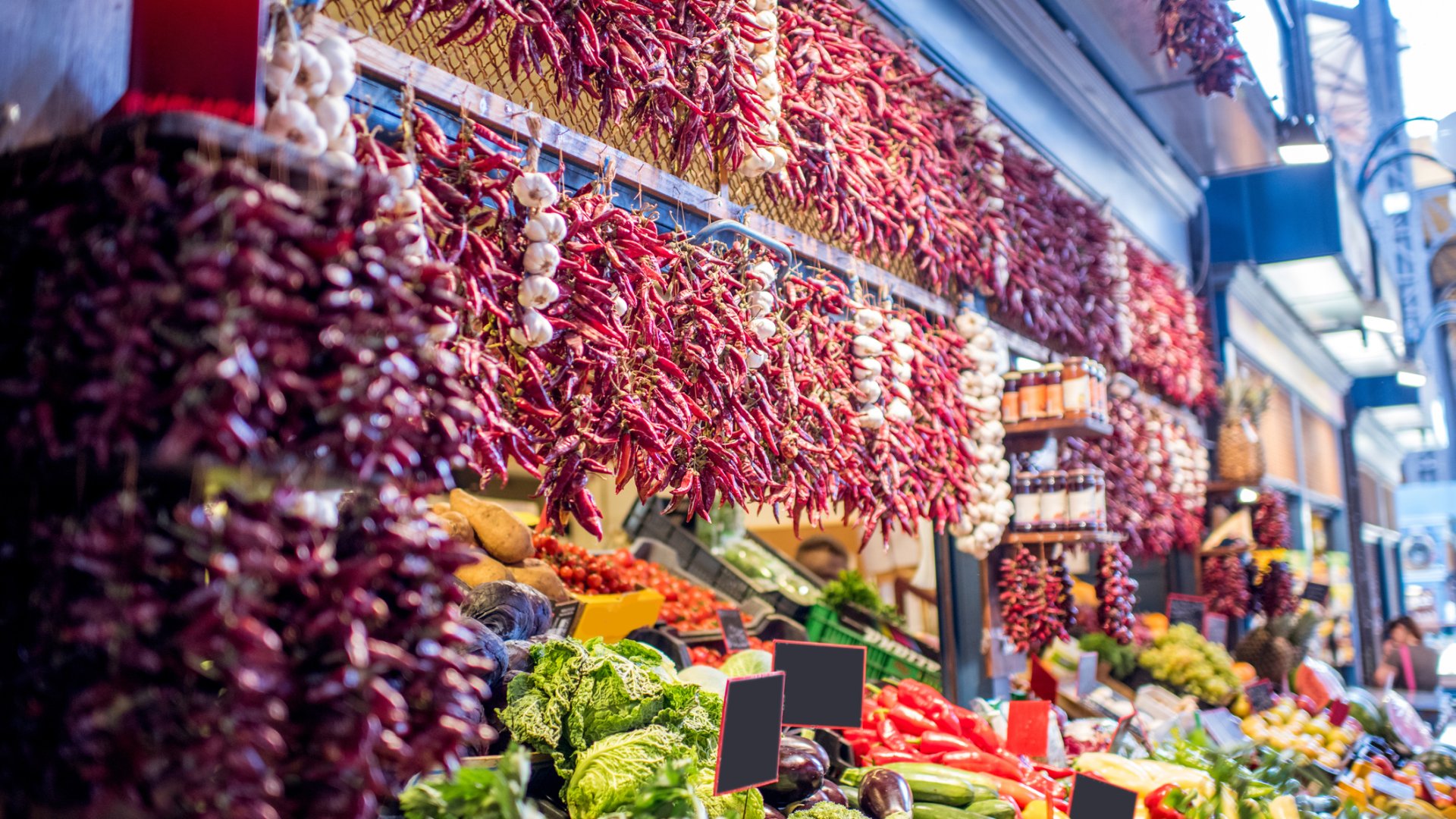 Treasures of Budapest markets: get lost in real Hungarian markets