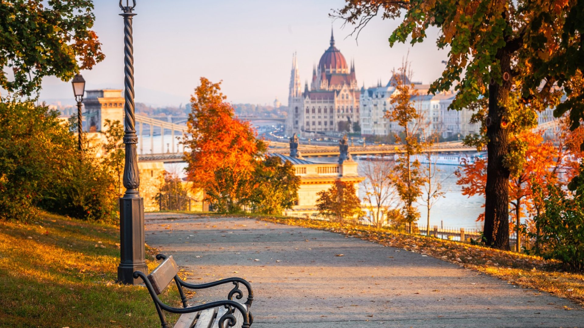 Autumn activities in Budapest: how to discover the city in autumn